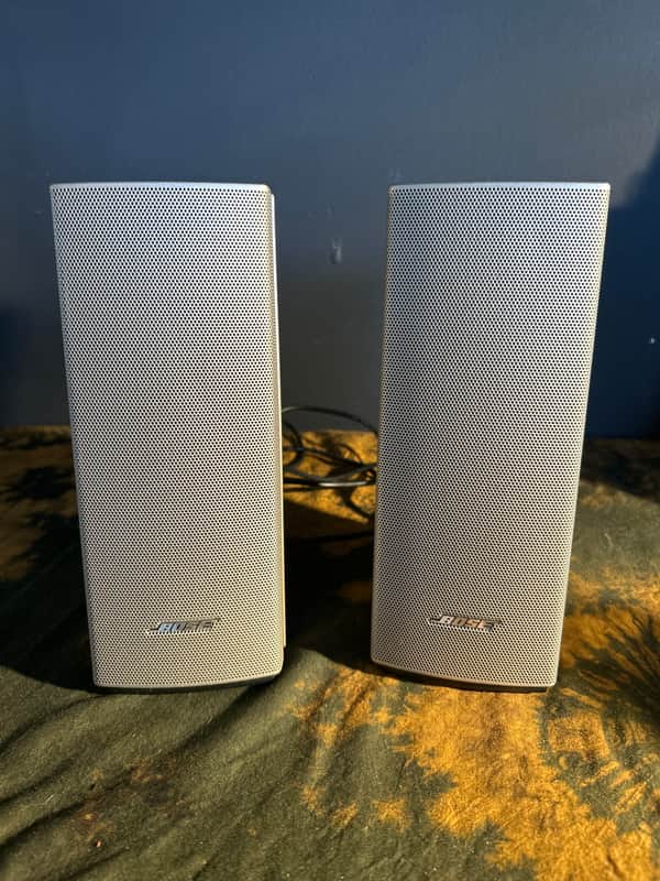 Bose Companion 20 Multi media speakers - Grey image 1