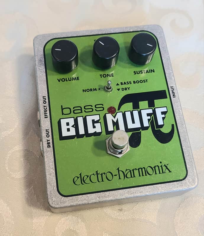 Electro-Harmonix Big Muff Guitar Effects image 1