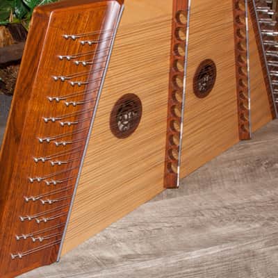 Roosebeck DH12-11R 12/11 Hammered Dulcimer w/Pair of Dulcimer Hammers,Tuning Tool & Extra String Set image 3