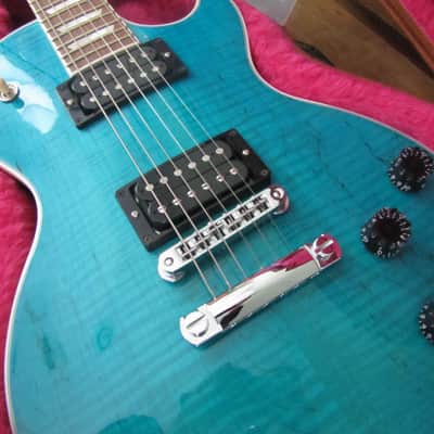 Gibson Les Paul Signature, Caribbean Blue, MINT Condition + Extras image 1