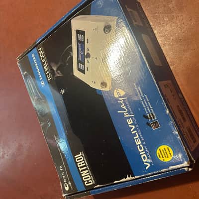 TC Helicon VoiceLive Play GTX 2012 - 2014 - White W/ Box and Mic image 4