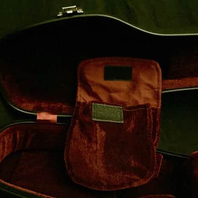 Eastman Fiberglass Guitar Case - CE 151 Black - Archtop, Acoustic, Classical image 6