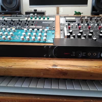 Benchmark DAC1 2-Channel 24-Bit 192kHz D/A Converter 2000s - Black - with rackmounting kit image 2