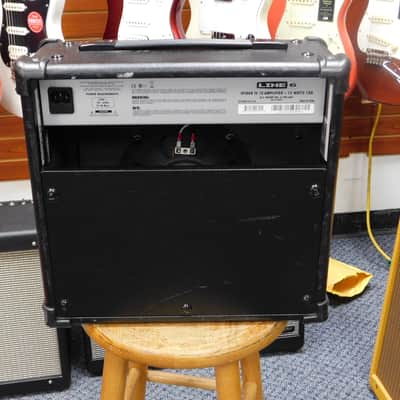 Line 6 Spider IV 15 Guitar Amplifier image 3