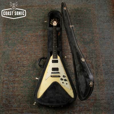 2000 Gibson Flying V '67 Reissue Alpine White w/ Case image 17