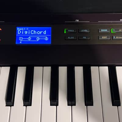 Yamaha Reface DX Mini Mobile Keyboard 2015 - Present - Black image 2