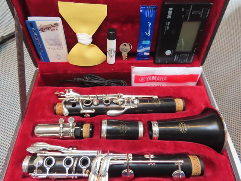 BUFFET E11 CLARINET-IMMACULATE FRESH SERVICE BY BUFFET DEALER + Xtras & Wty image 1