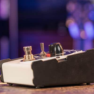 Taurus Servo v1 Guitar Enhancer – Boost / Buffer Pedal – Mint with Box imagen 3