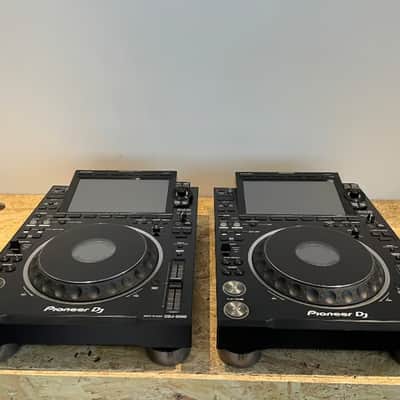 2x Pioneer CDJ 3000 inc. PRO DJ multi-player. image 4