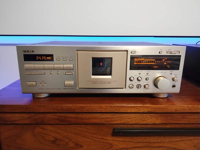 Teac V-8000S Cassette Deck 90 Day Warranty 120/240V image 1