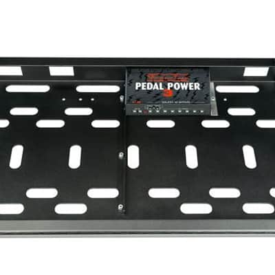 Voodoo Lab Dingbat Medium Pedalboard with Pedal Power 3 image 6