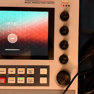 Akai MPC Live II Standalone Sampler / Sequencer Retro Edition 2020 - Present - Grey image 11