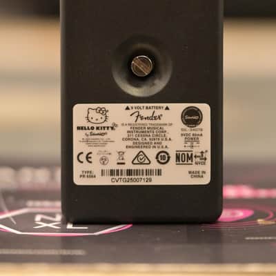 Fender® x Hello Kitty® Fuzz Pedal Black image 2