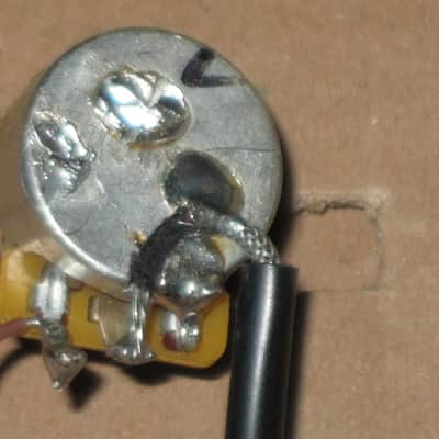 A+ 2010s Gibson control harness: 1 volume 500K audio long shaft pot + nut/washer, 1 tone 500K audio long shaft pot + nut/washer, wires, wire insulation, blue capacitor 0.022 uF, jack + nut/washer (NO switch, NO wires for connecting switch) image 8