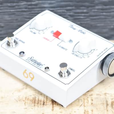 Sabbadius Electronics 69 Tiny-Vibe Hand Wired Analog Chorus/Vibrato Effect Pedal Bild 5