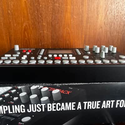 Elektron Octatrack DPS-1 Dynamic Performance Sampler w/ box image 7