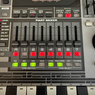 Roland MC-505 Groovebox 1998 - 2002 - Gray image 8
