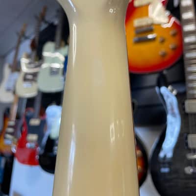 Gretsch White Falcon G6136T-LDS w/ Bigsby - Aged White image 24