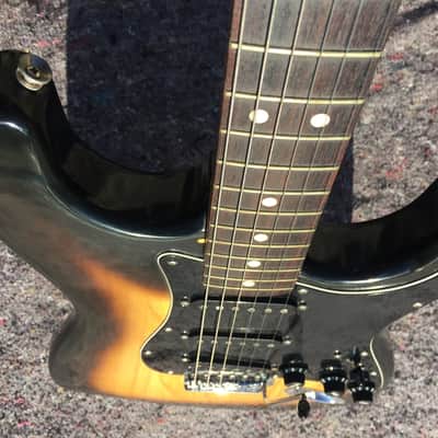 Fender Stratocaster 1979 Sunburst Rosewood Fingerboard image 4
