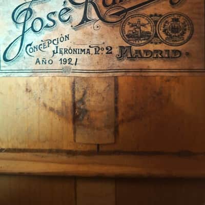 Jose Ramirez I 1921 - Torres style classical guitar - close to Segovia's first Manuel Ramirez guitar - impressive piece of guitar history - check video! image 18