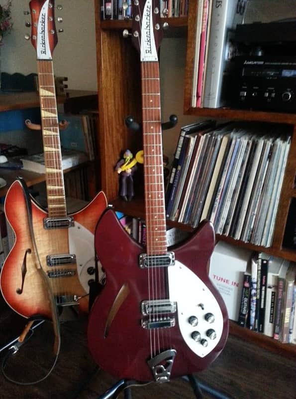 Rickenbacker 330 1966 Burgundyglo image 1