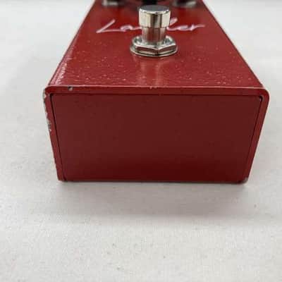 VIRTUES Lander Cult Limited ISS1 Fuzz Guitar Effects Pedal image 5