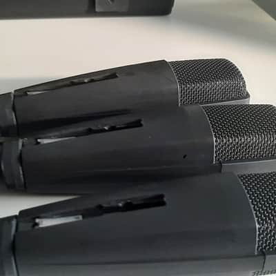 3x Sennheiser MD 421 II Cardioid Dynamic Microphones 2002 - Present - Black image 13