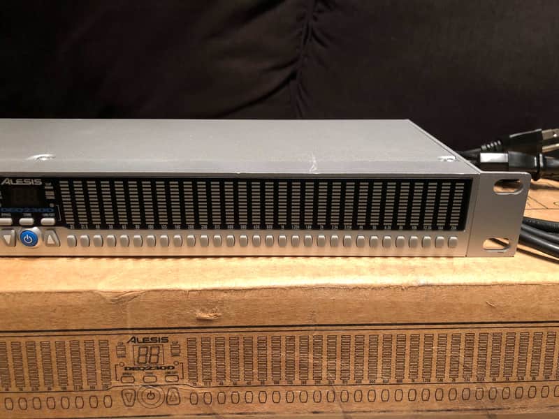 Alesis DEQ230D Digital 30 Band Graphic Equalizer and RTA (RARE!) Bild 1