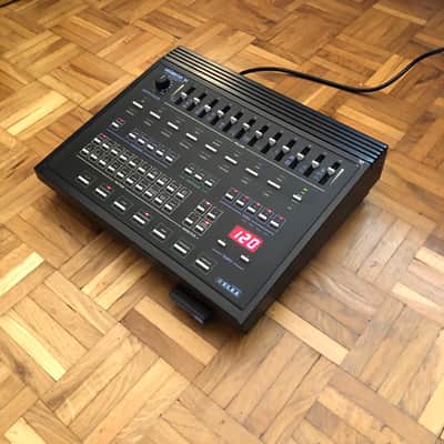 ☆ Rare ☆ Elka Drumstar 80 – Italo Disco Drum machine + RAM Card and Manuals! The Italian Linn Drum! image 3