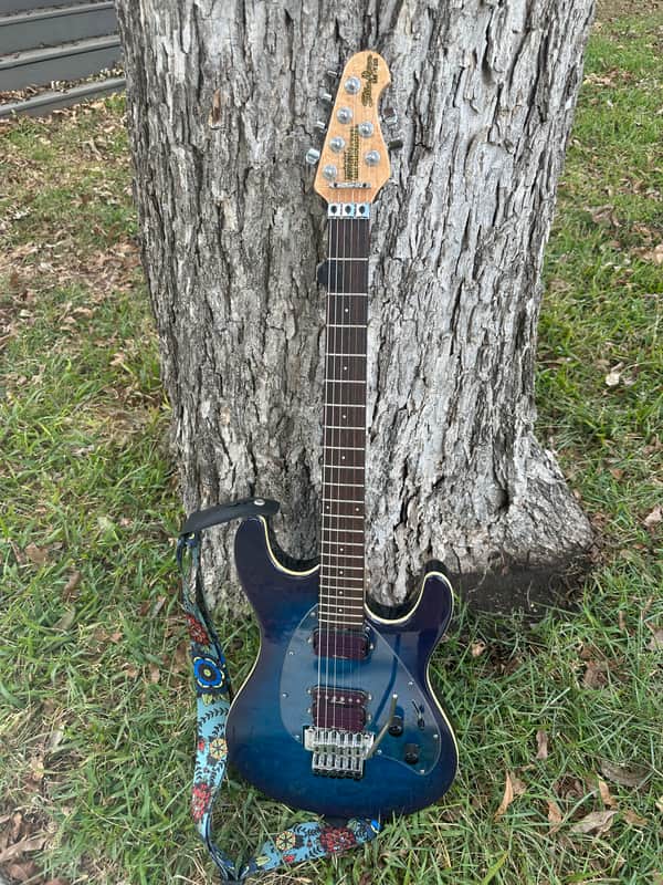 Ernie Ball Music Man Steve Morse Signature Tremolo 1987 - Present - Various image 1