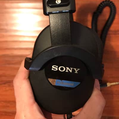 Sony MDR 7510 Professional Studio Headphones image 2