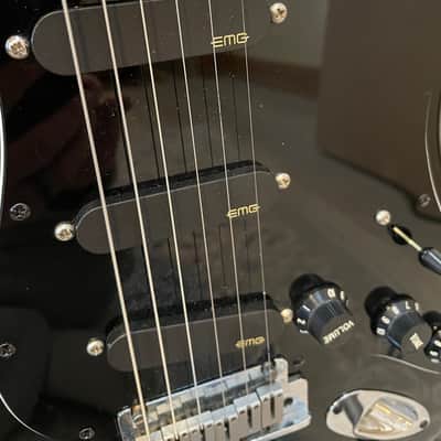 Fender American Standard Stratocaster with Rosewood Fretboard 1996 - 1997 - Black image 4