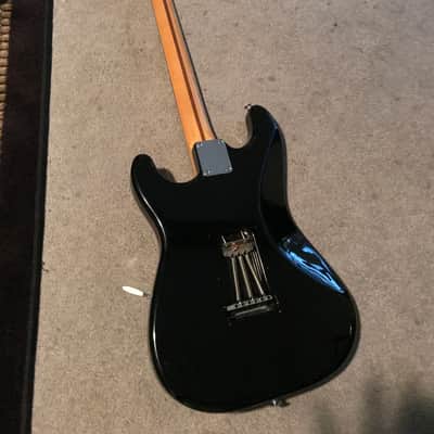 Eric Johnson Autographed stratocaster Black and white image 2