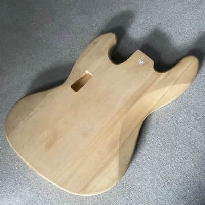 Basswood Jazz Bass Style Body Bild 6