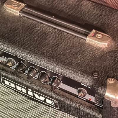 Drive CD200 20-Watt Solid-State Guitar/Bass Combo Amplifier - Working Drive/Headphone Input image 8