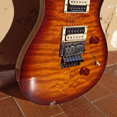 PRS Paul Reed Smith SE Custom 24 Floyd Rose with Seymour Duncan pickups image 9