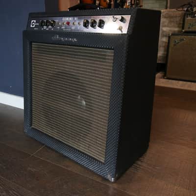 Ampeg GS-15R Gemini VI 30-Watt 1x15" Guitar Combo 1966 - 1967 - Black image 2