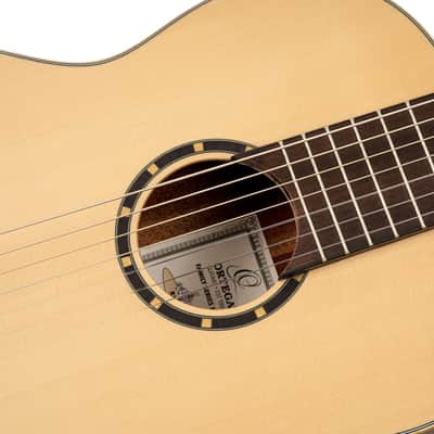 Ortega R133-7 Family Series Pro Solid Spruce Top Nato Neck Nylon 7-String Classical Acoustic Guitar w/Gig Bag image 13