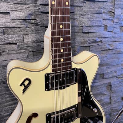 Duesenberg Fullerton TV 2022 - Vintage White image 5