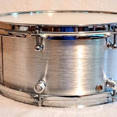 YAMAHA MAPLE MOD SHELL W/ VIDEO CUSTOMIZED SNARE DRUM - BRUSHED ALUMINUM WRAP-FREE SHIP TO C-USA! image 4