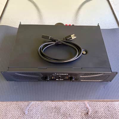 Crown XLi 800 2-Channel Power Amplifier (300W/Ch @ 4 Ohms) image 2