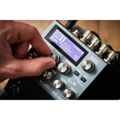 BOSS IR-200 AMP & IR CABINET PEDAL – Pedal-based Amp Simulator and Impulse Response Loader with Premium Sound and Features - Exceptional Audio Quality, Premium Amps, Deep Sound Shaping – 128 Memories image 6