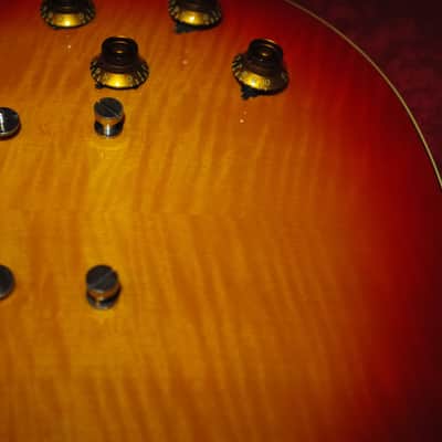Yamaha LP1000 1982 Classic Sunburst image 18
