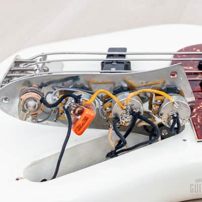 2006 Fender American Vintage '62 Jazz Bass Olympic White w/ Lindy Fralin Split Jazz Pickups image 21