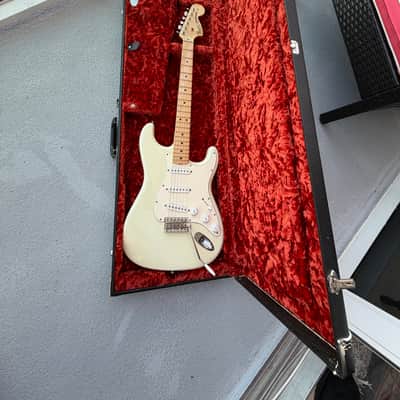 Fender 1969 Stratocaster NOS 2004 - Olympic White image 3