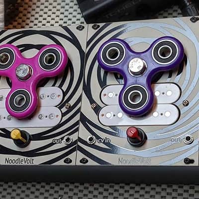 NoodleVolt - Fidget Spinner Eurorack Module v1.0 2021 image 2