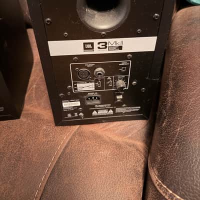 JBL 305P MkII 2-Way 5" Active Nearfield Studio Monitors (Pair) 2010s - Black image 4