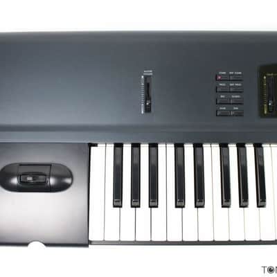 KORG 01/W PRO Keyboard REFURBISHED midi Workstation VINTAGE SYNTH DEALER image 2