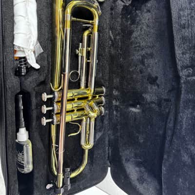 Jean Paul USA TR-430 Intermediate Student Trumpet Outfit with Contoured Case 2010s - Clear-Lacquered Brass image 1