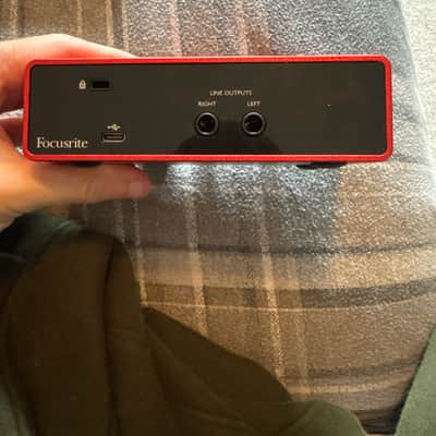 Focusrite Scarlett Solo 3rd Gen USB Audio Interface 2019 - Present - Red / Black image 3